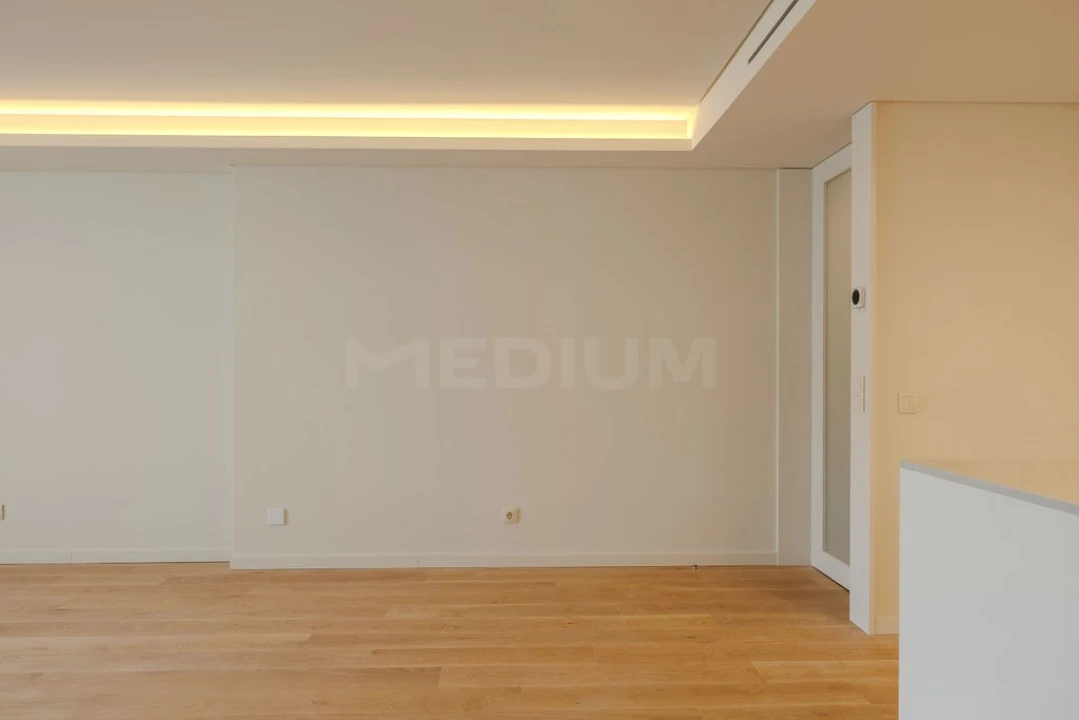 Apartamento T2 para Venda em Vila Nova de Famalicão e Calendário Foto 5