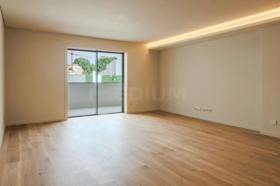 Apartamento T2 para Venda em Vila Nova de Famalicão e Calendário