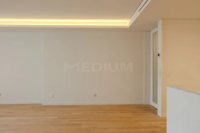 Apartamento T2 para Venda em Vila Nova de Famalicão e Calendário