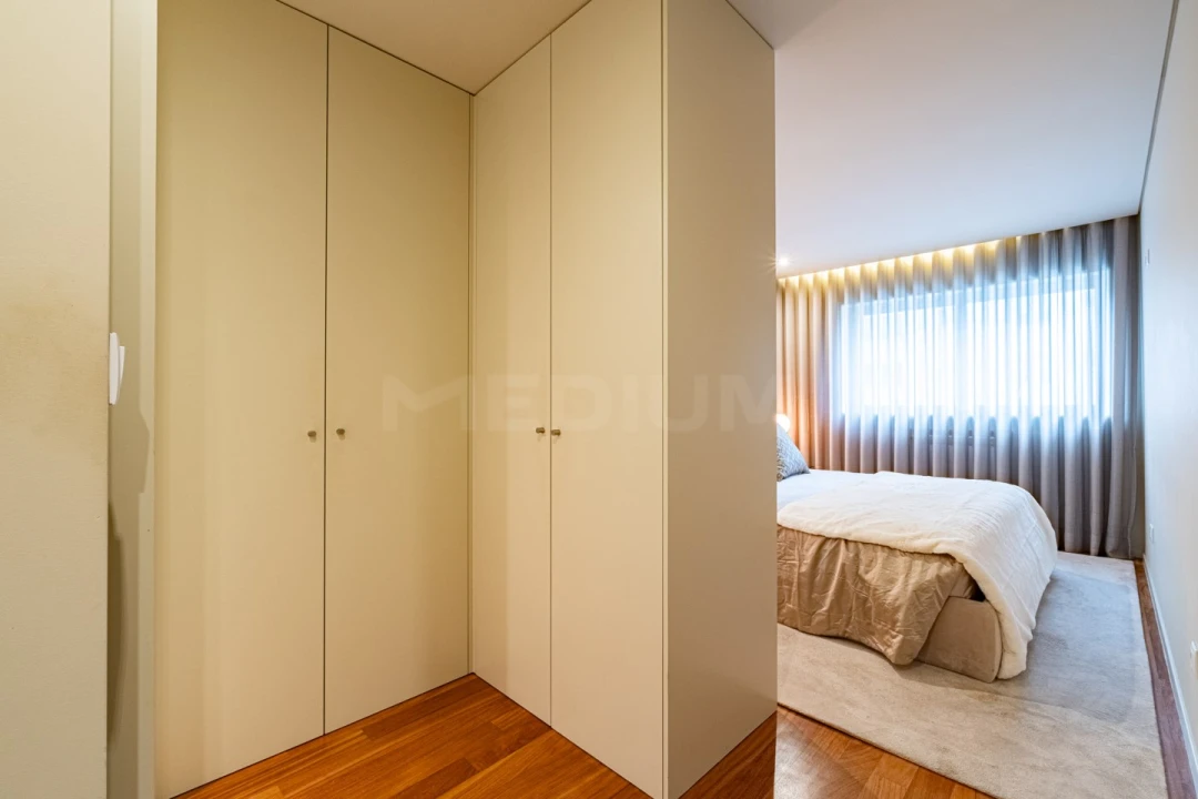 Apartamento T2 para Venda em Campanhã Foto 18