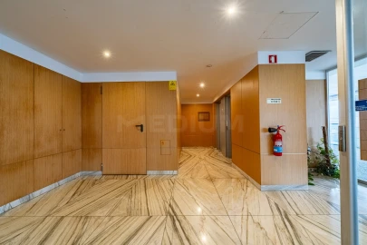 Apartamento T2 para Venda em Campanhã