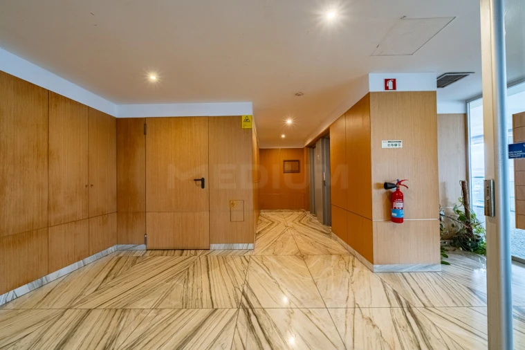 Apartamento T2 para Venda em Campanhã Foto 20