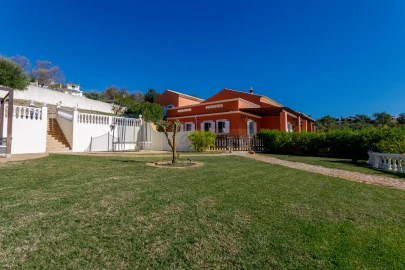Moradia T4 para Venda em São Brás de Alportel