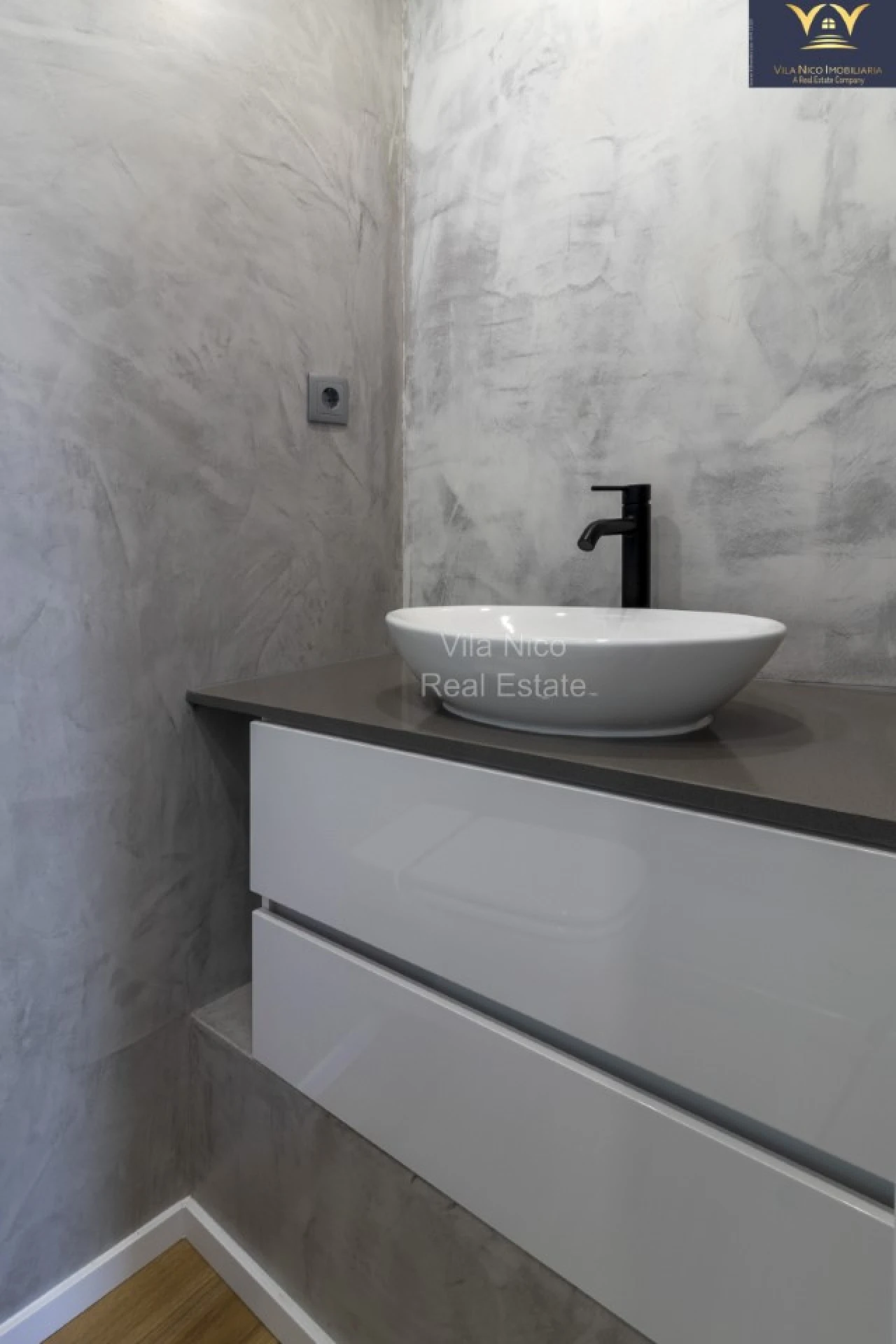 Apartamento T1 para Venda em Portimão Foto 14