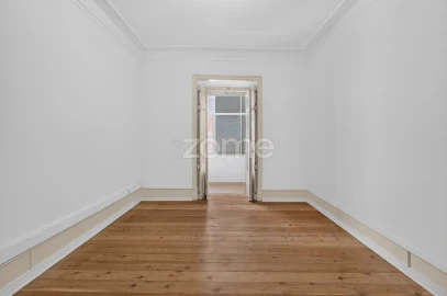 Apartamento T6 para Venda em Avenidas Novas