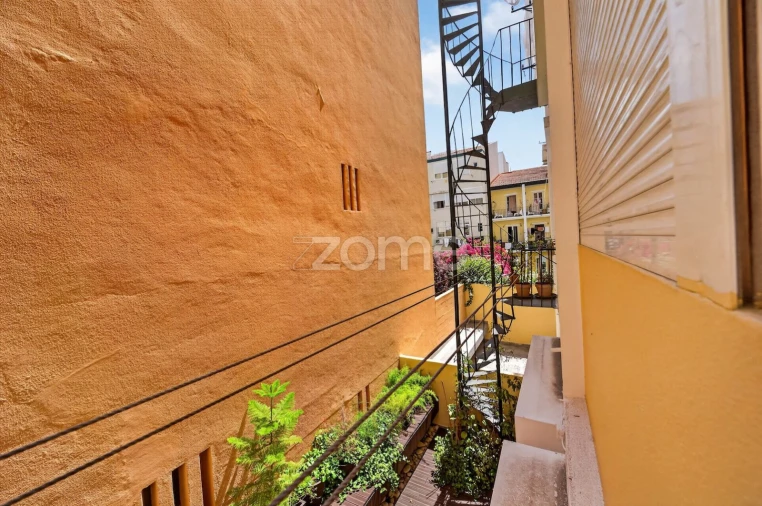 Apartamento T6 para Venda em Avenidas Novas Foto 47