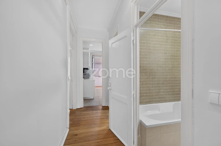 Apartamento T6 para Venda em Avenidas Novas Foto 38