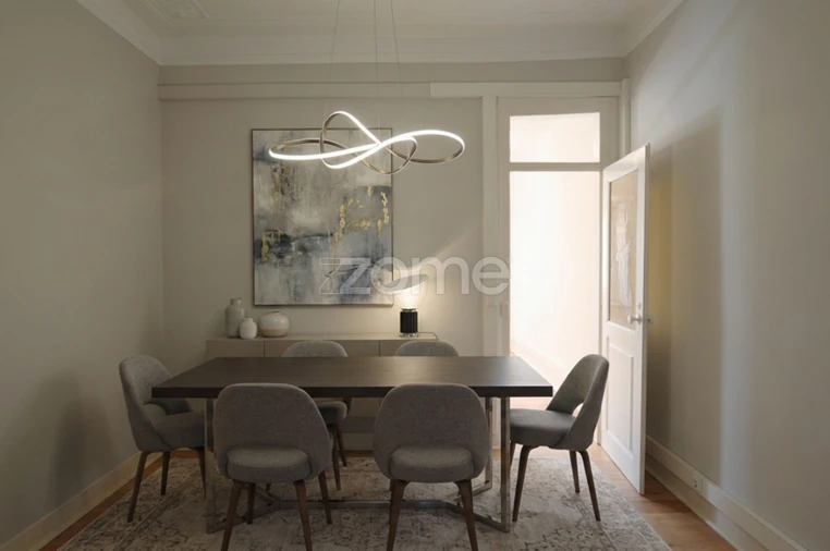 Apartamento T6 para Venda em Avenidas Novas Foto 19