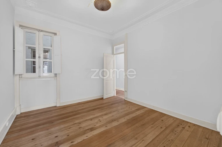 Apartamento T6 para Venda em Avenidas Novas Foto 18