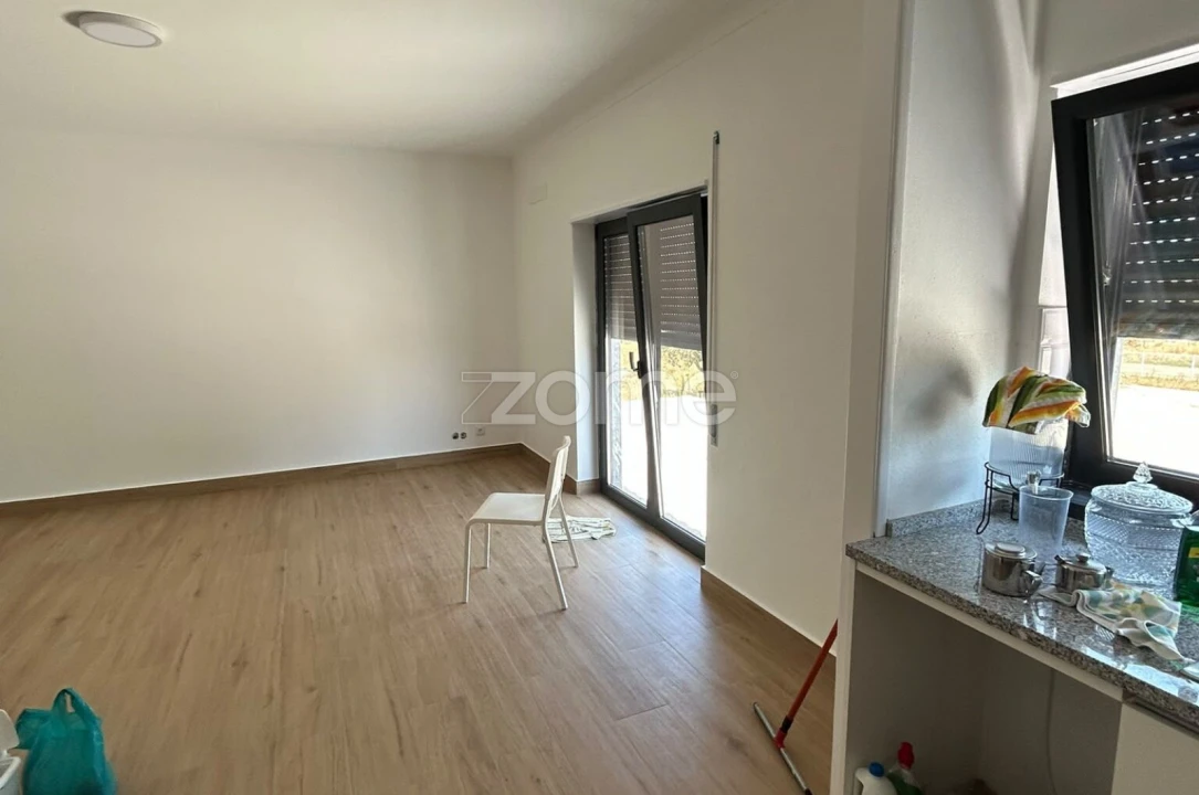 Prédio para Venda em Bugalhos Foto 51