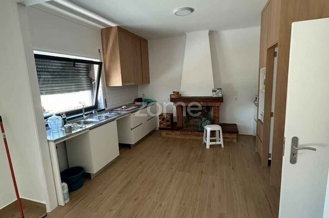 Prédio para Venda em Bugalhos Foto 47