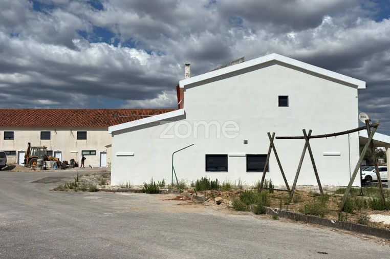 Prédio para Venda em Bugalhos Foto 6