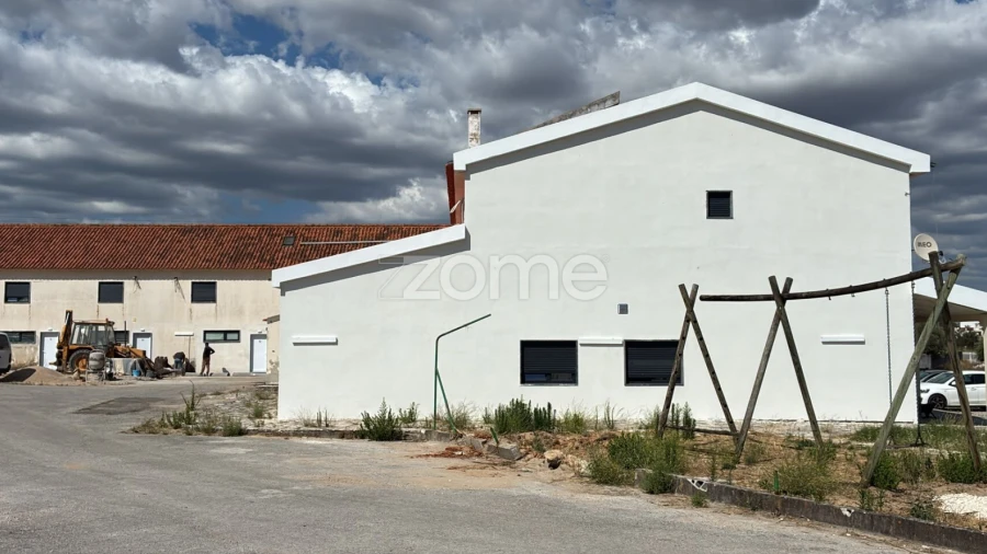 Prédio para Venda em Bugalhos