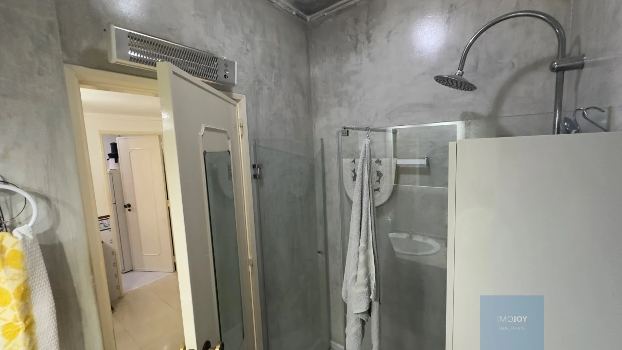 Apartamento T1 para Venda em Venteira Foto 12