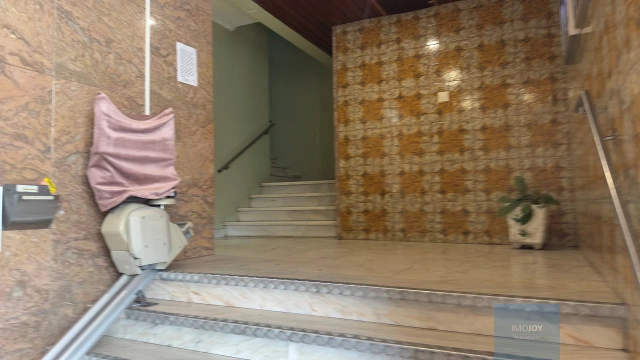 Apartamento T1 para Venda em Venteira Foto 21
