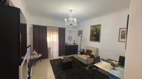 Apartamento T1 para Venda em Venteira