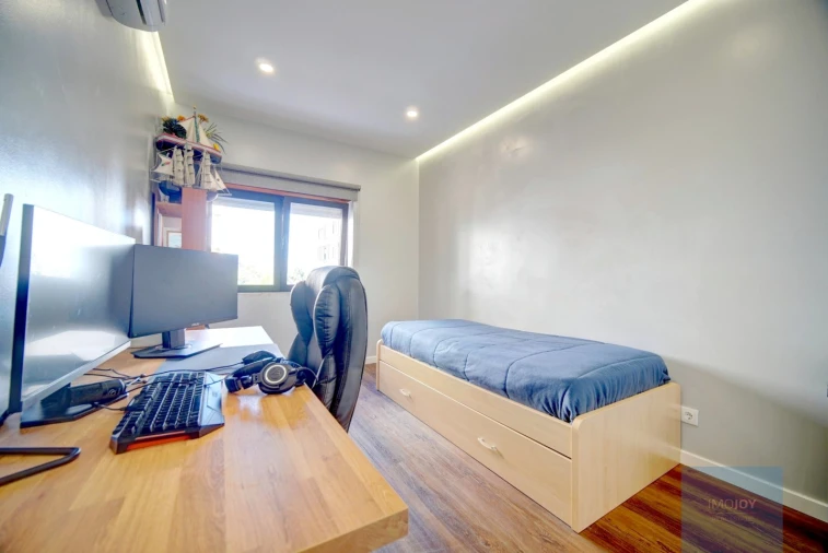 Apartamento T3 para Venda em Oeiras e São Julião da Barra, Paço de Arcos e Caxias Foto 13