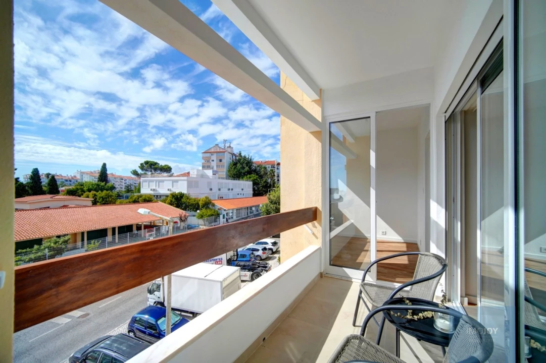 Apartamento T1 para Venda em Alcabideche Foto 3