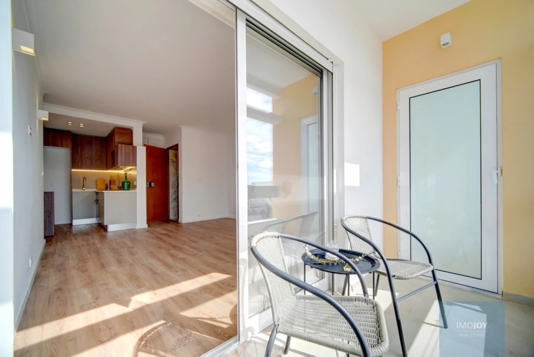 Apartamento T1 para Venda em Alcabideche Foto 6