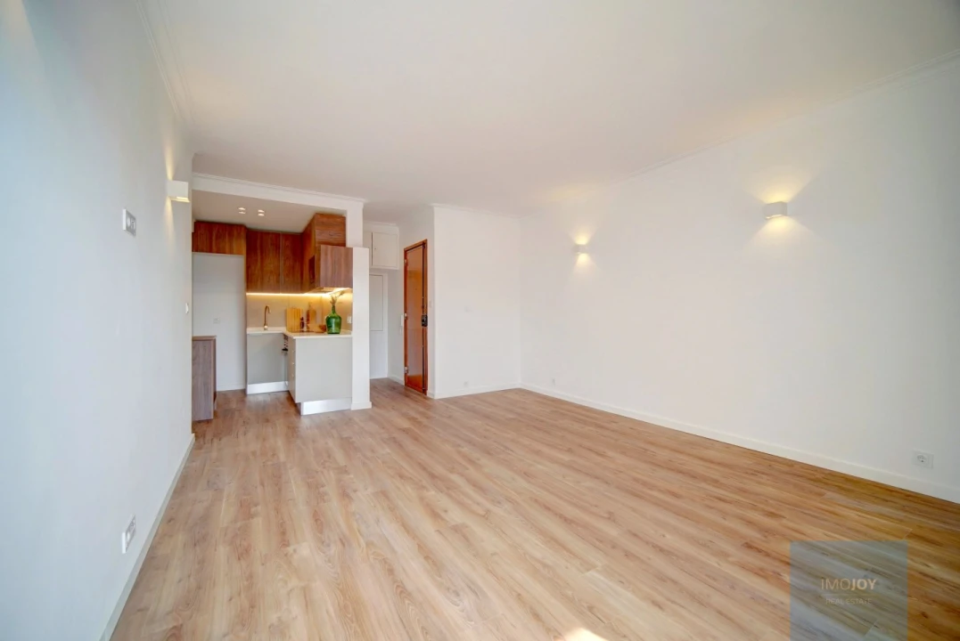 Apartamento T1 para Venda em Alcabideche Foto 9