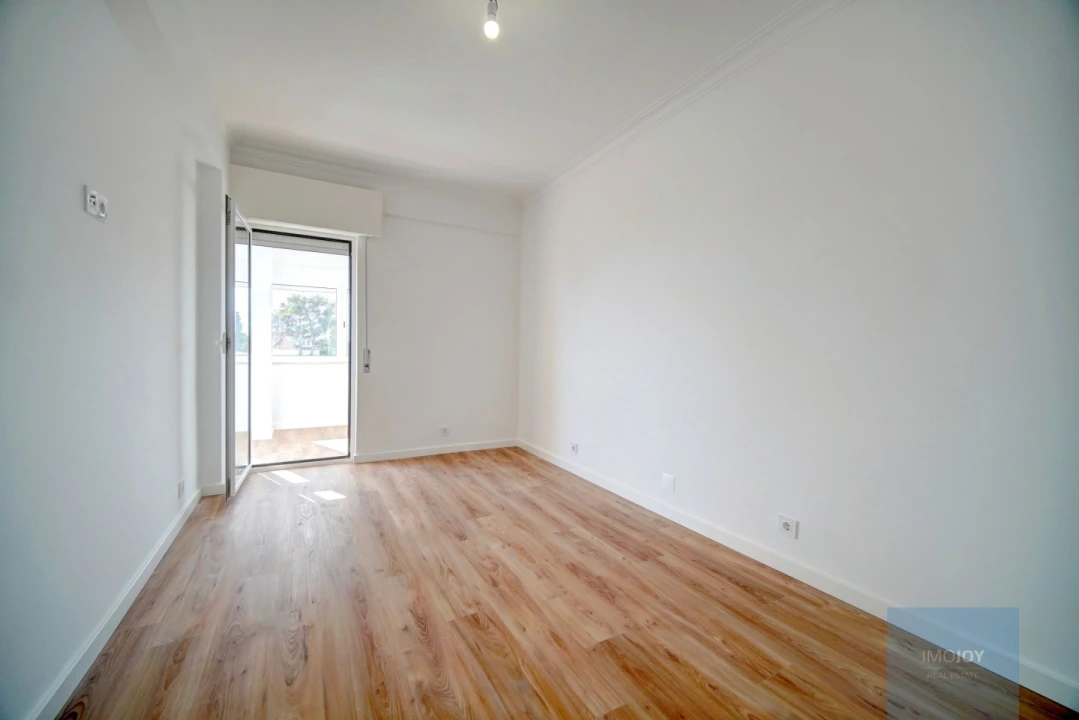 Apartamento T1 para Venda em Alcabideche Foto 16