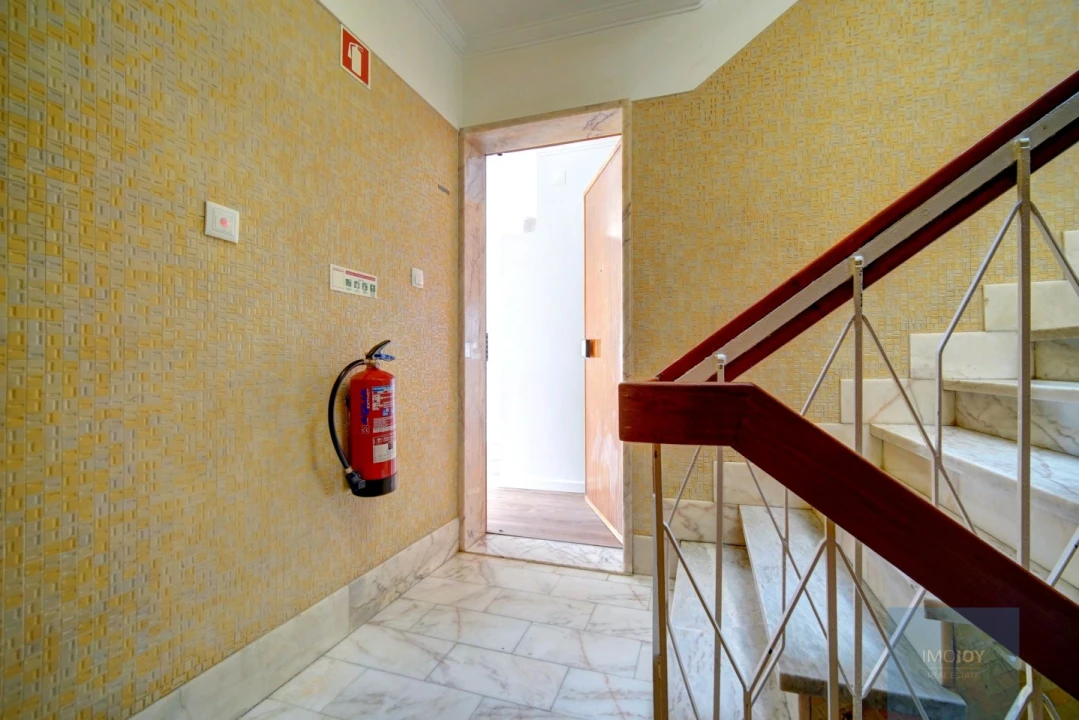 Apartamento T1 para Venda em Alcabideche Foto 29