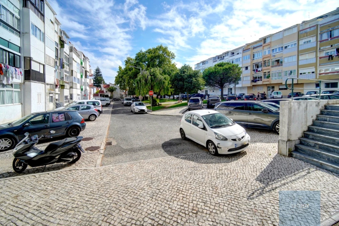 Apartamento T1 para Venda em Alcabideche Foto 34
