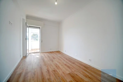 Apartamento T1 para Venda em Alcabideche