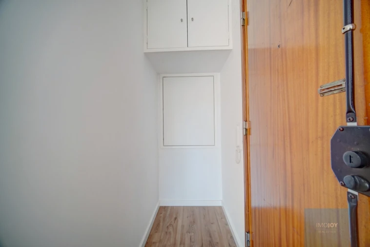 Apartamento T1 para Venda em Alcabideche Foto 28