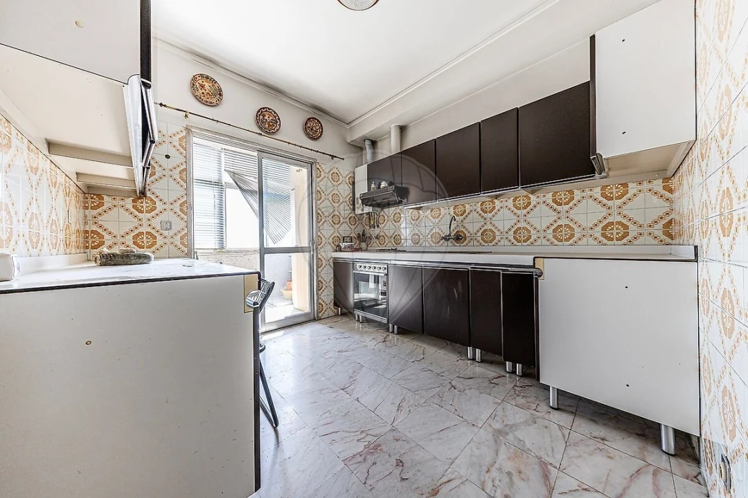Apartamento T3 para Venda em Lumiar Foto 1