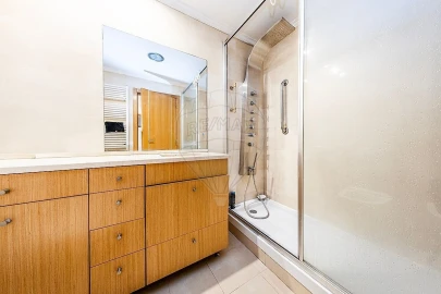 Apartamento T4 para Venda em Lumiar