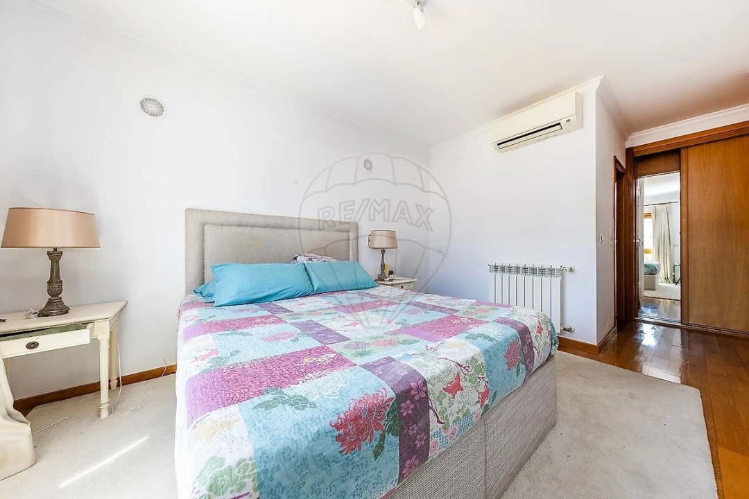 Apartamento T4 para Venda em Lumiar Foto 21