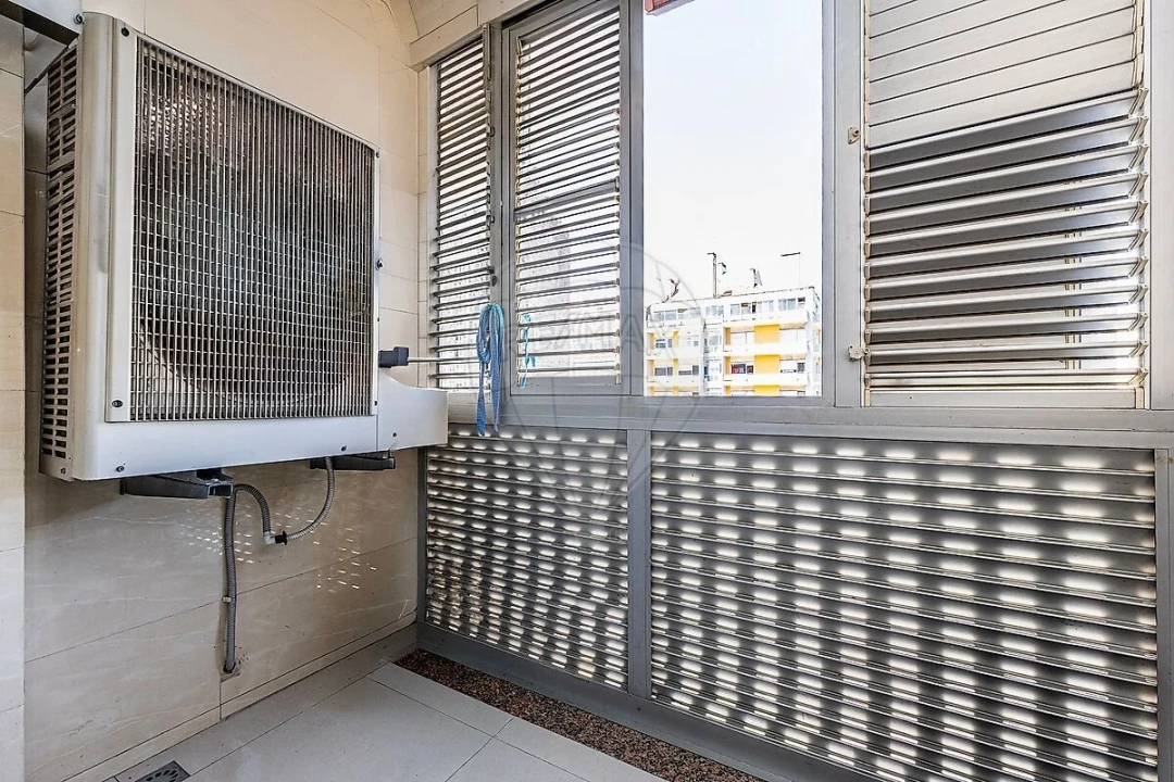 Apartamento T4 para Venda em Lumiar Foto 31
