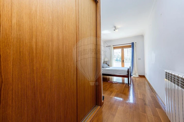 Apartamento T4 para Venda em Lumiar Foto 17