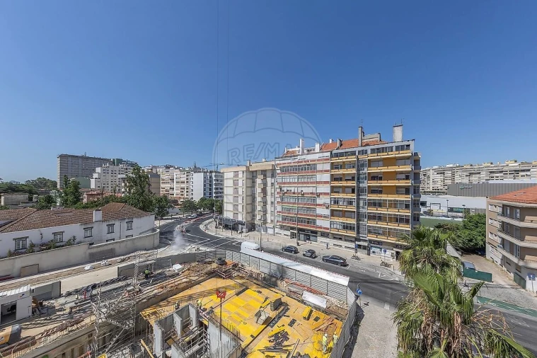 Apartamento T4 para Venda em Lumiar Foto 30