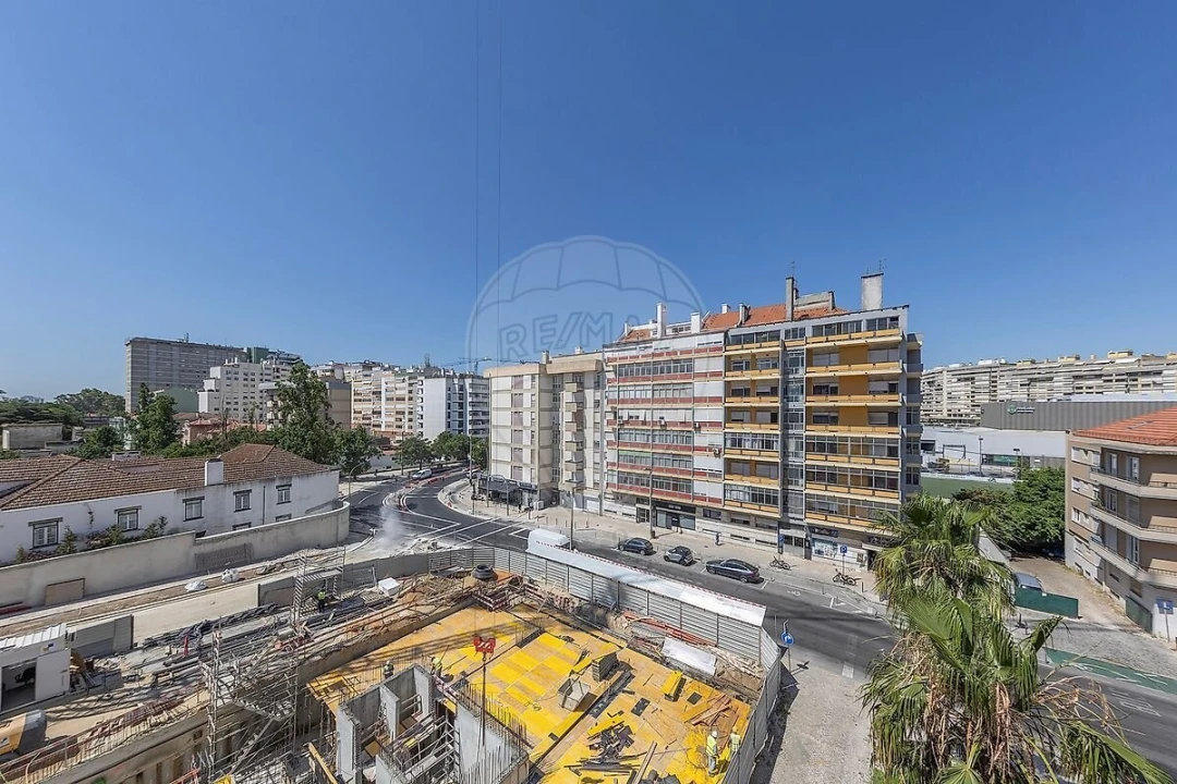 Apartamento T4 para Venda em Lumiar Foto 30