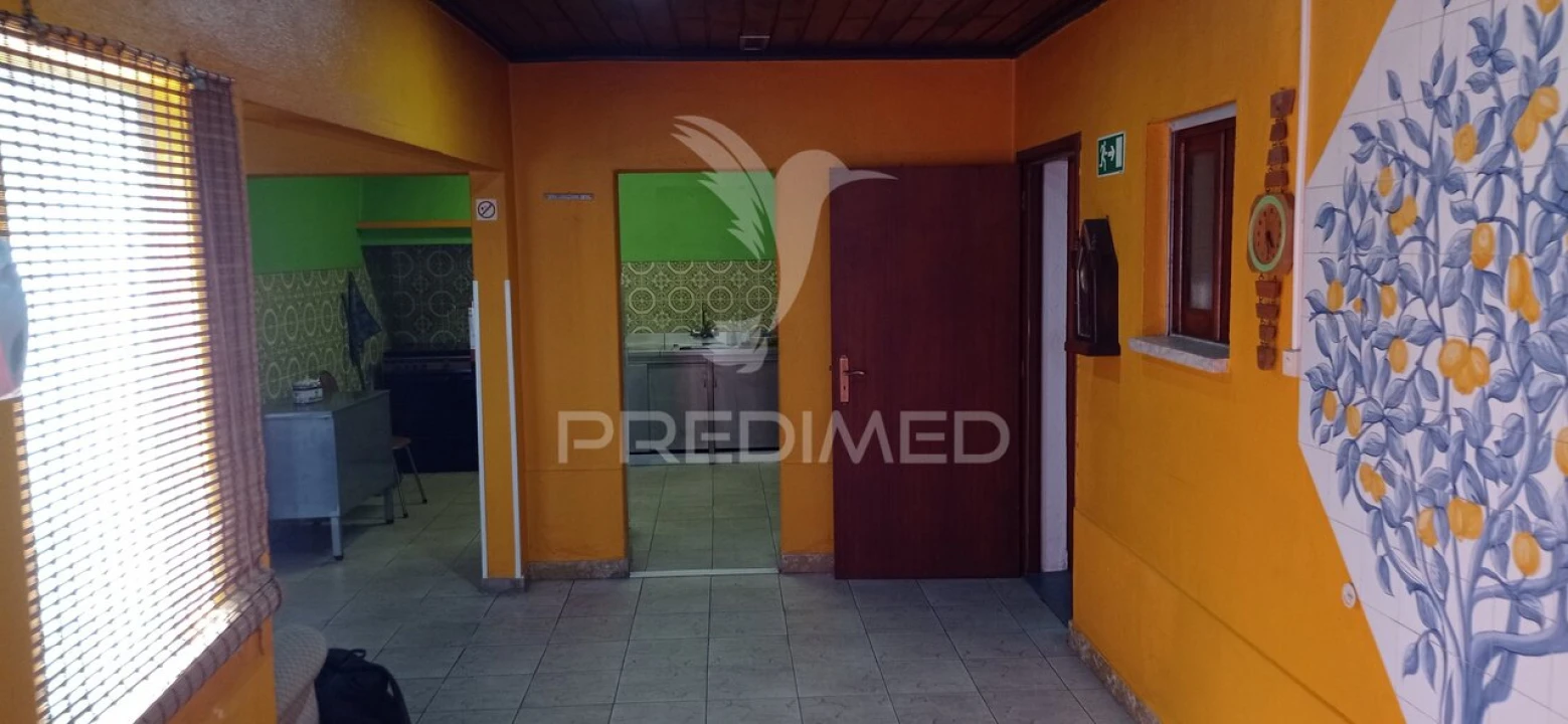 Moradia T6 para Venda em Couço Foto 3