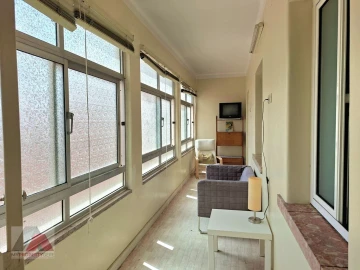 Apartamento T3 para Arrendamento em Alcantara