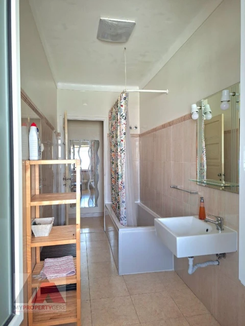 Apartamento T3 para Arrendamento em Alcantara