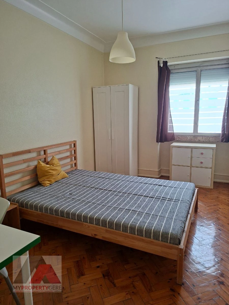 Apartamento T3 para Arrendamento em Alcantara Foto 4