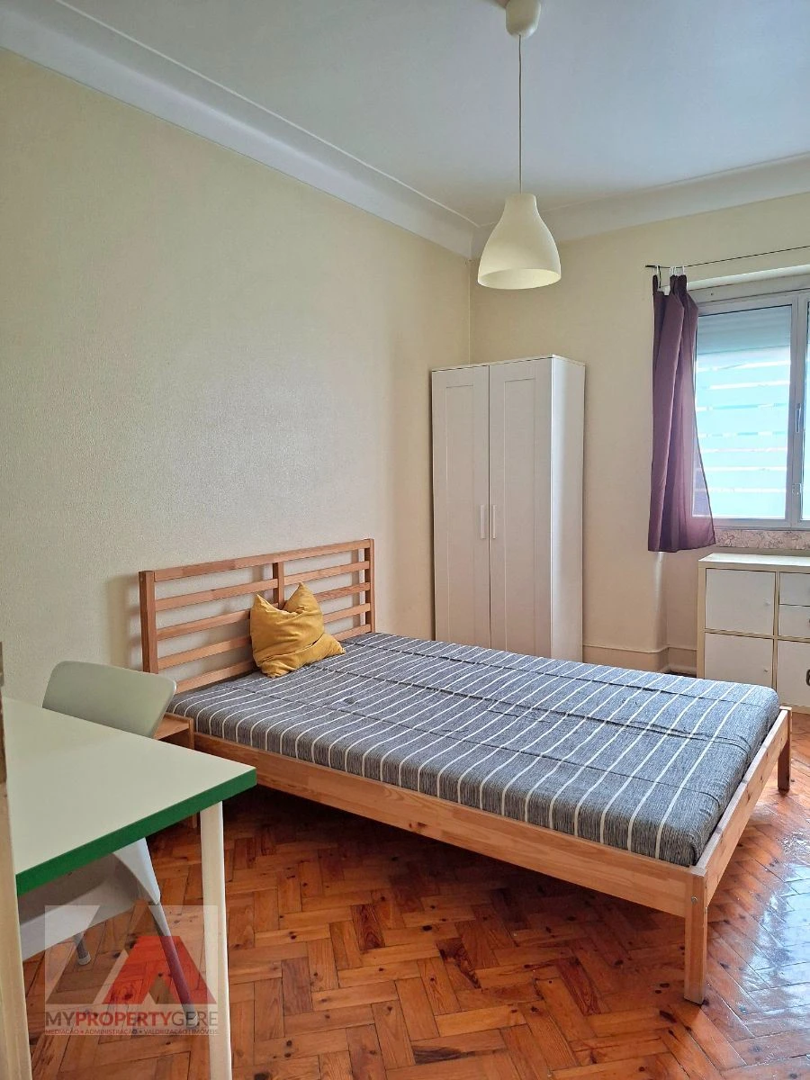Apartamento T3 para Arrendamento em Alcantara Foto 10