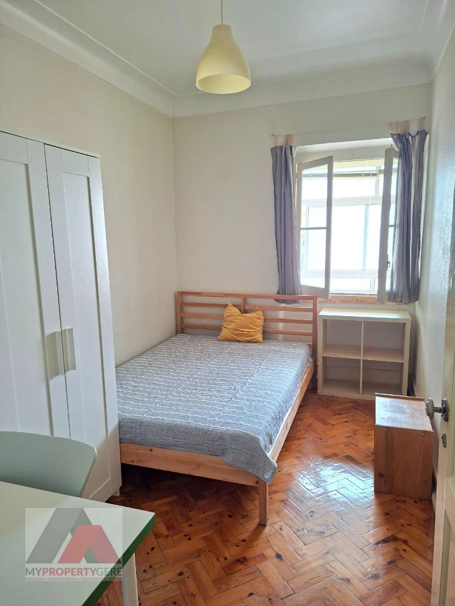 Apartamento T3 para Arrendamento em Alcantara Foto 13