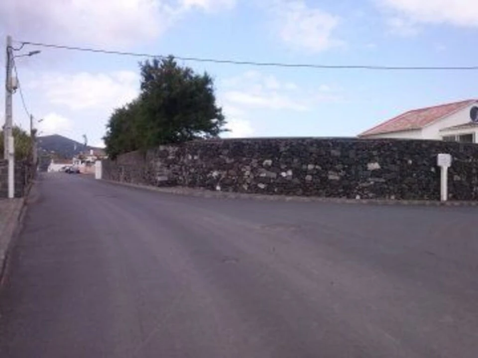 Terreno para Venda em Mosteiros Foto 1