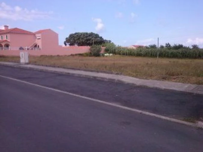 Terreno para Venda em Mosteiros Foto 2