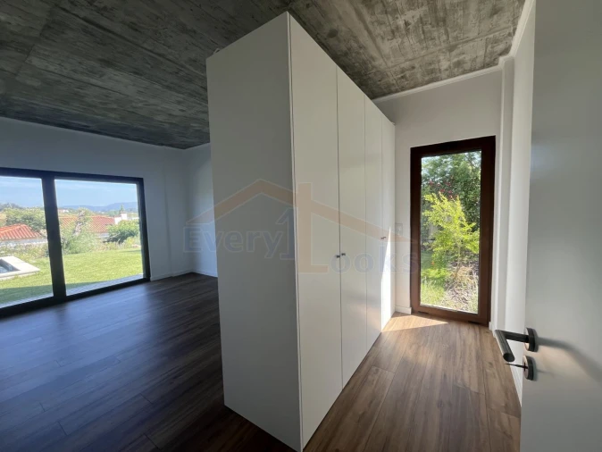 Moradia T5 para Venda em Carvalhal Foto 11