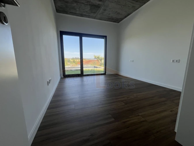 Moradia T5 para Venda em Carvalhal Foto 9