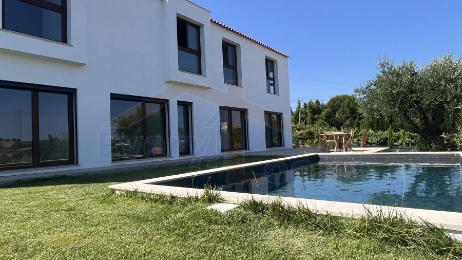 Moradia T5 para Venda em Carvalhal
