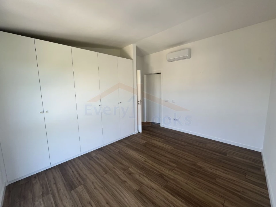 Moradia T5 para Venda em Carvalhal Foto 23