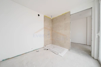 Moradia T3 para Venda em Ferrel