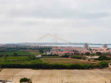 Moradia T3 para Venda em Ferrel